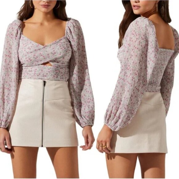 NWT ASTR The Label | Plisse Purple Ditsy Floral Print Cross Front Blouse | Large - Picture 1 of 11